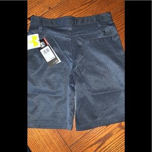 Under Armour boys golf shorts